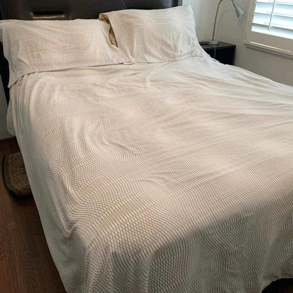 Queen Size Cotton Tan and Cream Duvet Cover and Pillow Cases